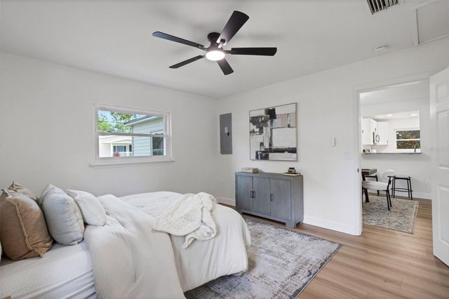 530 16TH ST NW, Largo, FL 33770