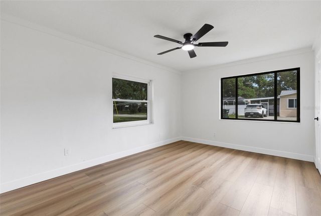 530 16TH ST NW, Largo, FL 33770