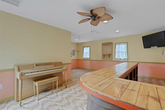 530 16TH ST NW, Largo, FL 33770
