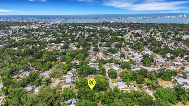 530 16TH ST NW, Largo, FL 33770