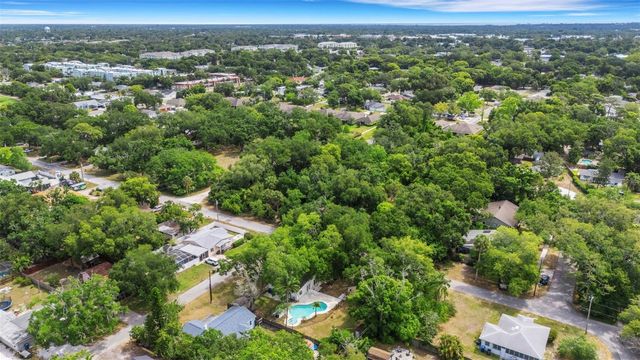 530 16TH ST NW, Largo, FL 33770