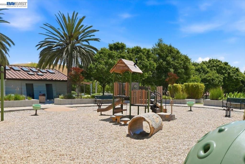Image 71 of property listing at 2006 Trefoil Rd, San Ramon, CA 94582