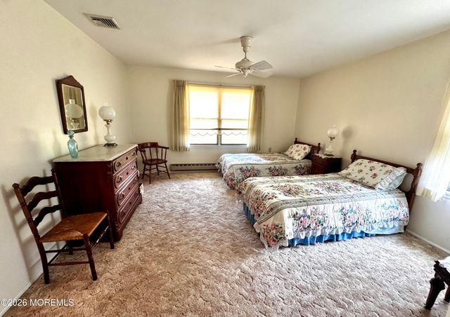 34 Sycamore Access Road, Stafford, NJ 08050