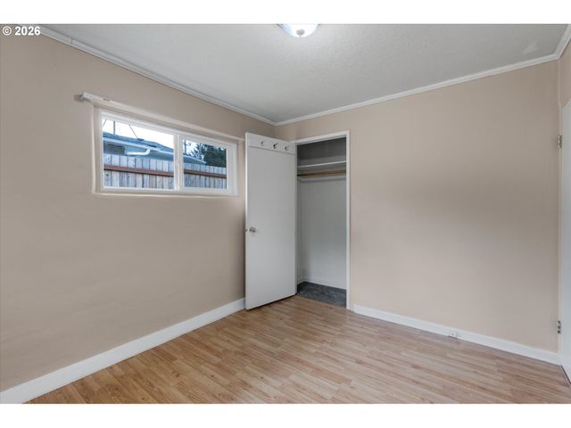 3329 VIRGINIA Way, Longview, WA 98632