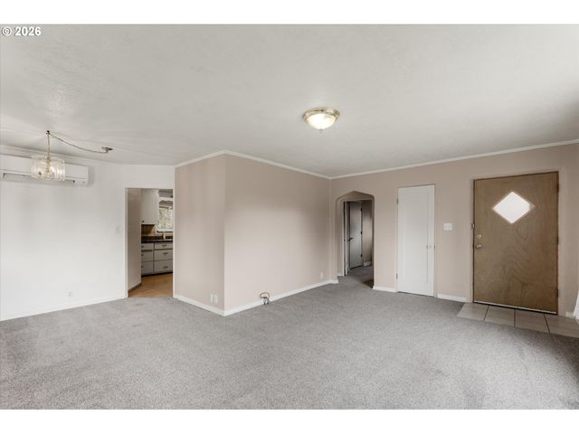 3329 VIRGINIA Way, Longview, WA 98632