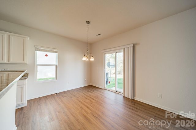 8315 Paw Valley Lane, Charlotte, NC 28214