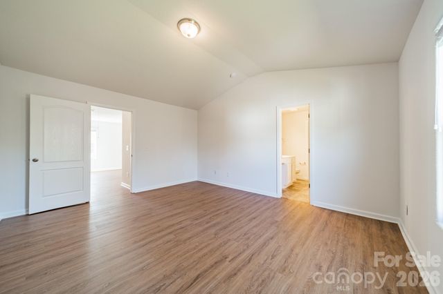 8315 Paw Valley Lane, Charlotte, NC 28214