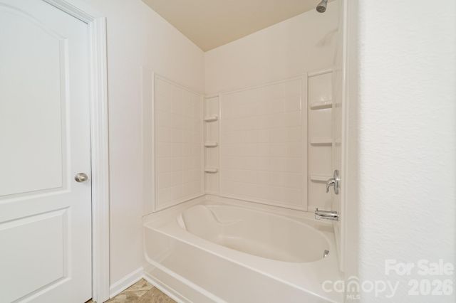 8315 Paw Valley Lane, Charlotte, NC 28214