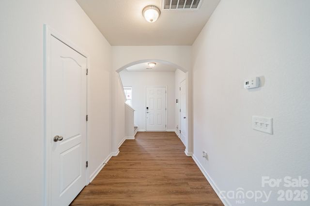 8315 Paw Valley Lane, Charlotte, NC 28214