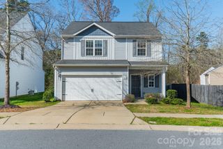 8315 Paw Valley Lane, Charlotte, NC 28214