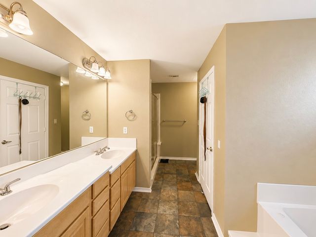 17506 Country Club Drive, Kemp, TX 75143