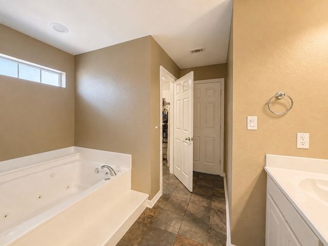 17506 Country Club Drive, Kemp, TX 75143