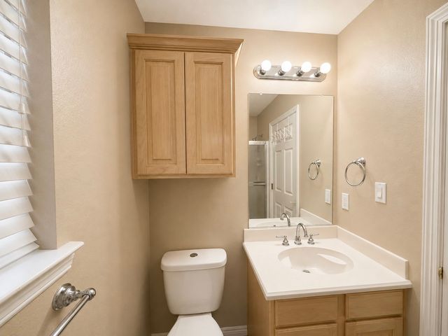 17506 Country Club Drive, Kemp, TX 75143