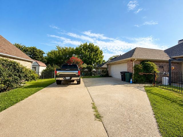 17506 Country Club Drive, Kemp, TX 75143
