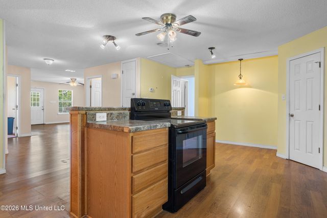 1331 Dunbar Avenue, Bay Saint Louis, MS 39520