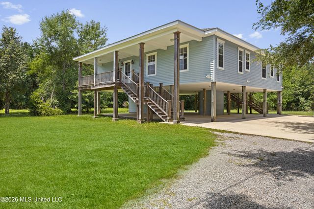 1331 Dunbar Avenue, Bay Saint Louis, MS 39520