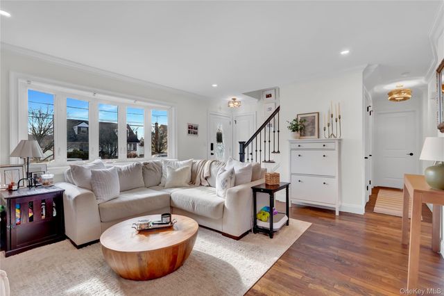 3887 Hudson Avenue, Seaford, NY 11783