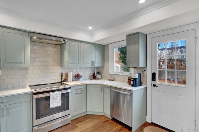 3887 Hudson Avenue, Seaford, NY 11783