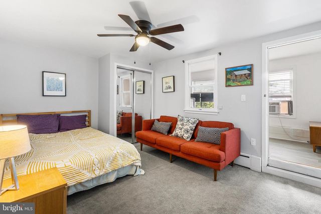 908 GREENWICH ST, Philadelphia, PA 19147