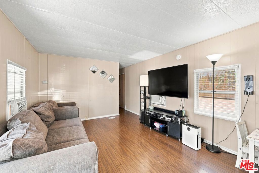 5678 Shull Street space 14, Bell Gardens, CA 90201 — photo 3