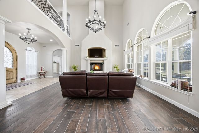 604 Cedar Ridge Road, Eufaula, OK 74432