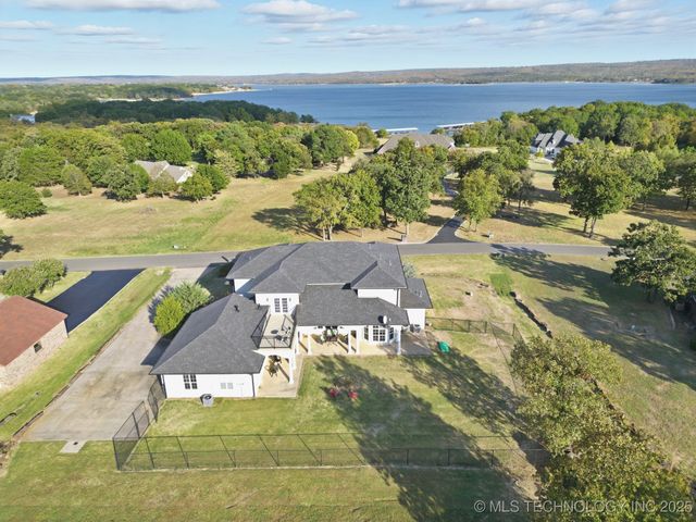 604 Cedar Ridge Road, Eufaula, OK 74432