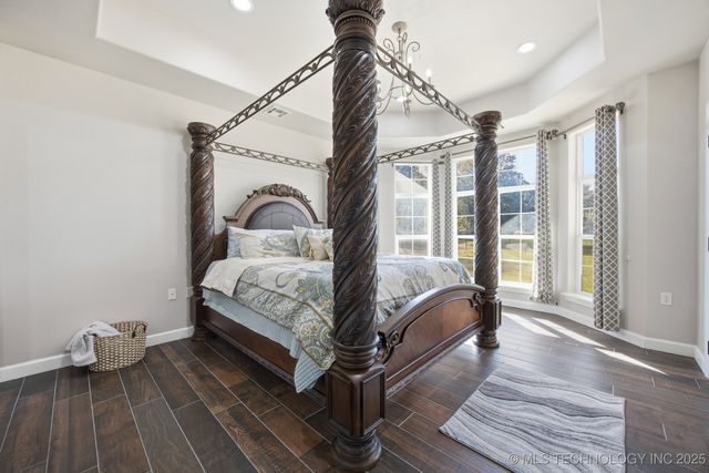 604 Cedar Ridge Road, Eufaula, OK 74432