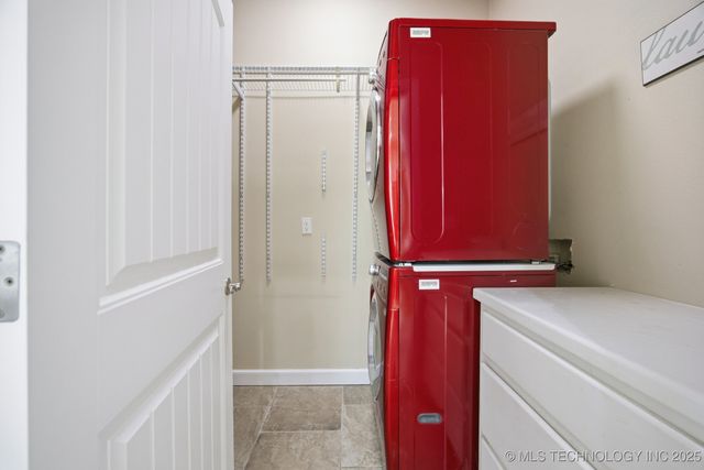 604 Cedar Ridge Road, Eufaula, OK 74432