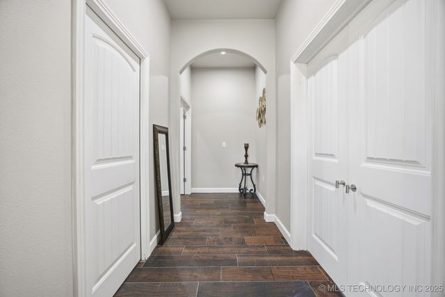 604 Cedar Ridge Road, Eufaula, OK 74432