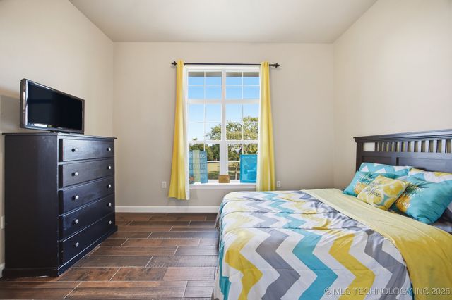 604 Cedar Ridge Road, Eufaula, OK 74432