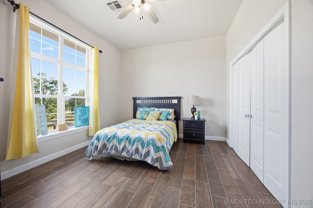 604 Cedar Ridge Road, Eufaula, OK 74432