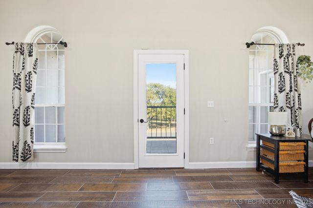 604 Cedar Ridge Road, Eufaula, OK 74432