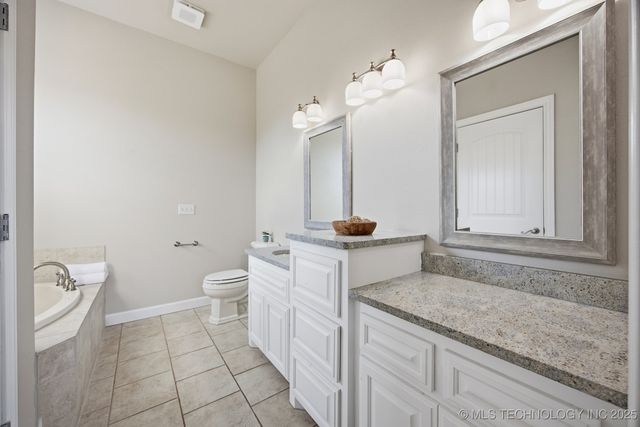 604 Cedar Ridge Road, Eufaula, OK 74432