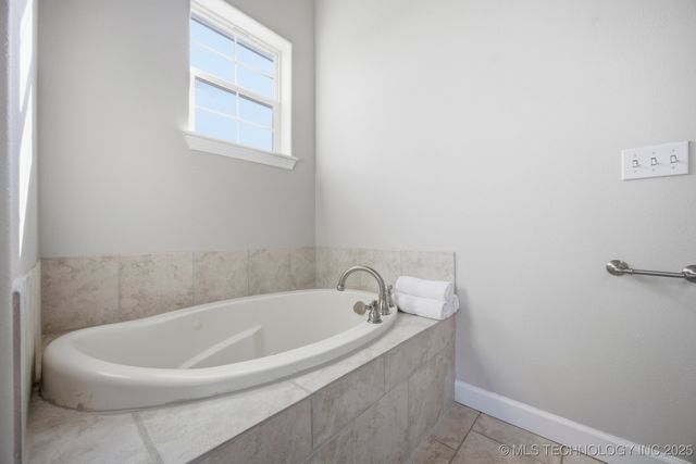 604 Cedar Ridge Road, Eufaula, OK 74432