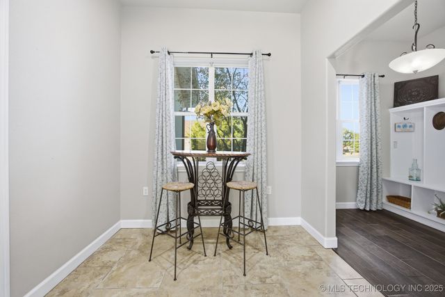 604 Cedar Ridge Road, Eufaula, OK 74432