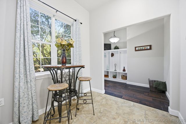 604 Cedar Ridge Road, Eufaula, OK 74432