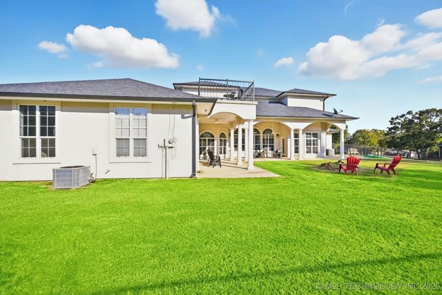 604 Cedar Ridge Road, Eufaula, OK 74432