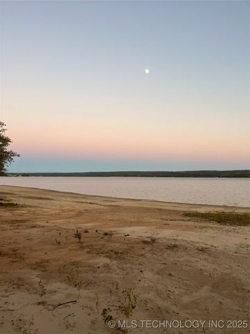 604 Cedar Ridge Road, Eufaula, OK 74432