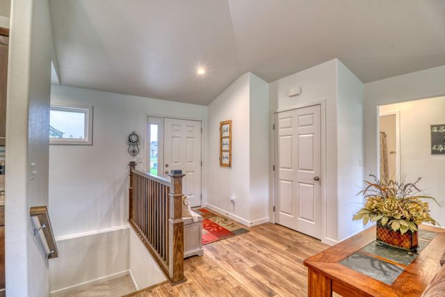 6779 Ashwood Loop S, Fargo, ND 58104