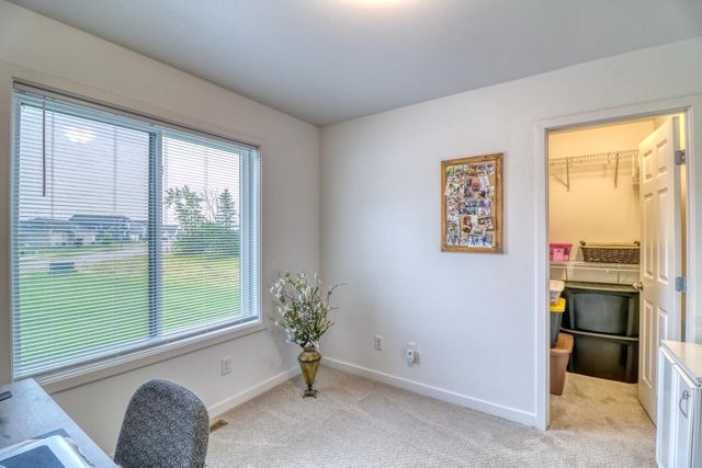 6779 Ashwood Loop S, Fargo, ND 58104
