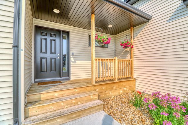6779 Ashwood Loop S, Fargo, ND 58104
