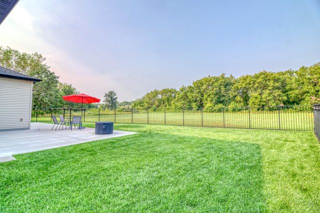 6779 Ashwood Loop S, Fargo, ND 58104