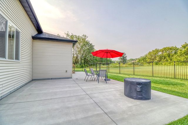 6779 Ashwood Loop S, Fargo, ND 58104