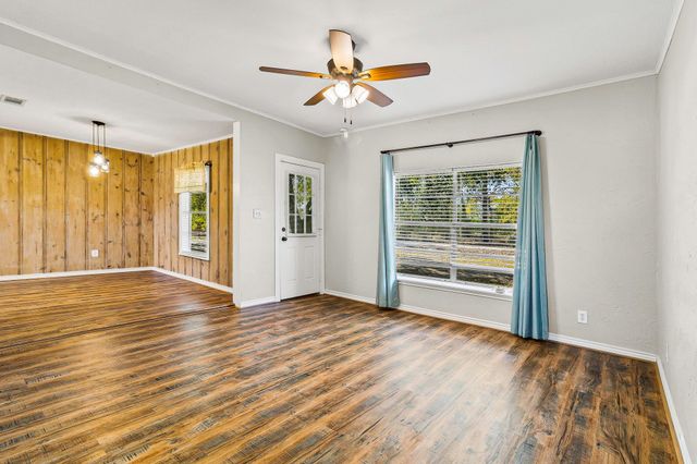 180 Ellis Lovett Road, Shepherd, TX 77371