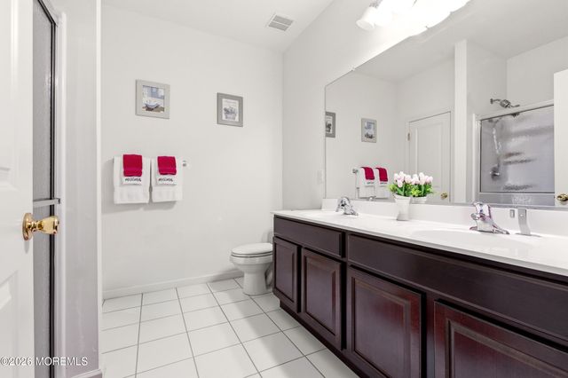 346 Hawthorne Lane, Barnegat, NJ 08005