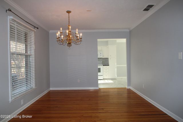 3026 Kaye Lawn Dr, Louisville, KY 40220