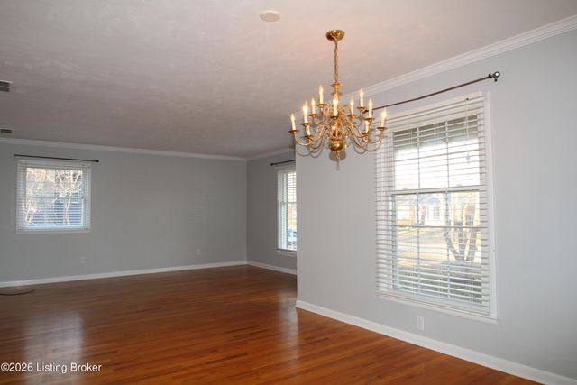 3026 Kaye Lawn Dr, Louisville, KY 40220