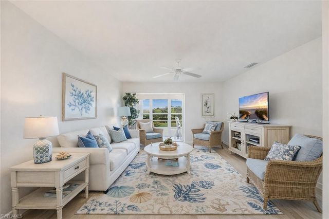 315 Saint Andrews BLVD D37, Naples, FL 34113