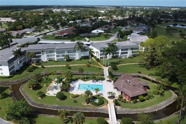 315 Saint Andrews BLVD D37, Naples, FL 34113