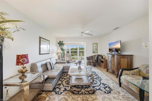 315 Saint Andrews BLVD D37, Naples, FL 34113